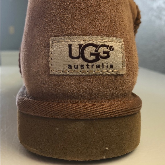 UGG Boots - Picture 4 of 5